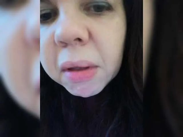 SweetDimond5 on BongaCams 