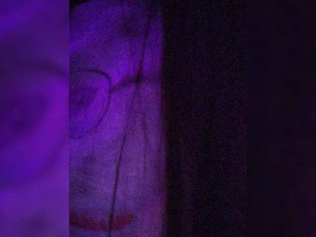 Offline Taliswoman on BongaCams