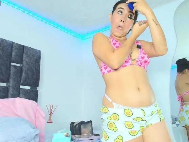 Freechat taniamilan on BongaCams