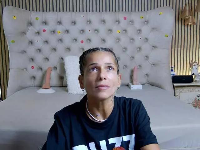 TastyShow on BongaCams 