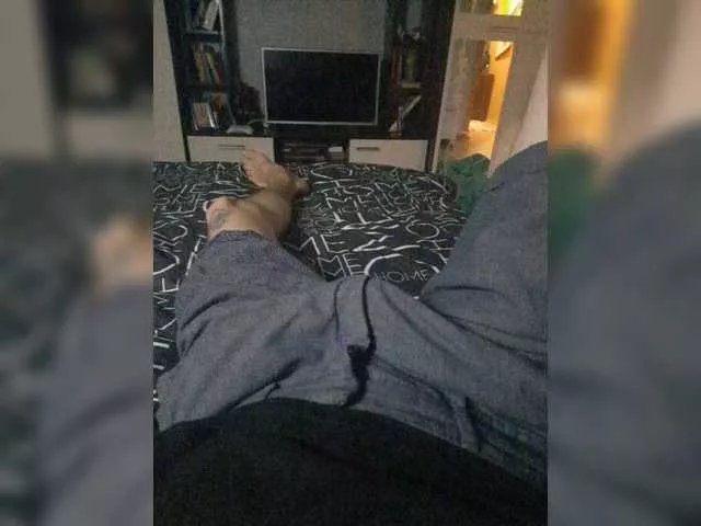 Offline Ttttttt-5 on BongaCams