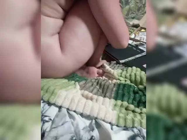 Offline Ttttttt-5 on BongaCams