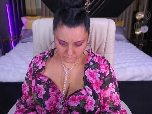 Freechat ValeryRosseee on BongaCams