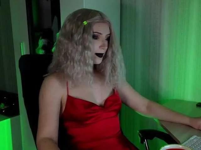 VelvetSiren — Emotionality, openness, learning new things, taboo