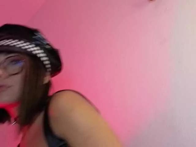 Offline venusjade on BongaCams