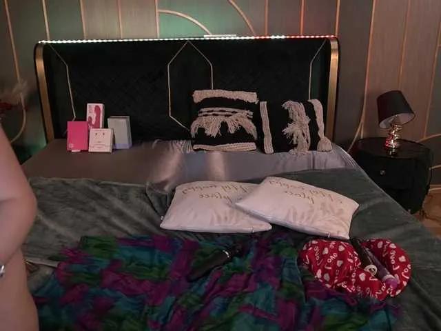 VeronikaNew — you tease me with good buzzing