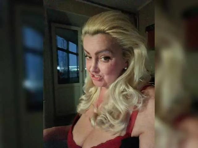 Offline vetaru on BongaCams