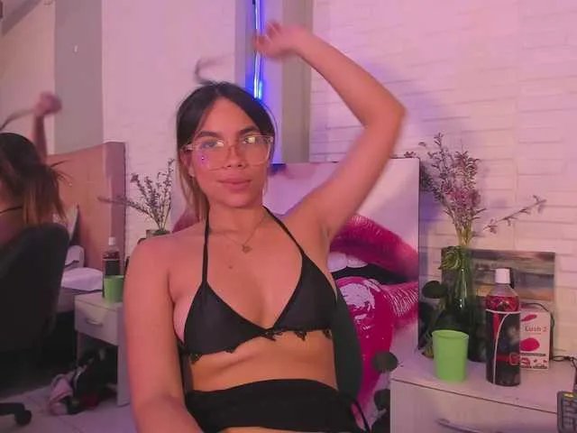 Offline VictoriiaCross on BongaCams