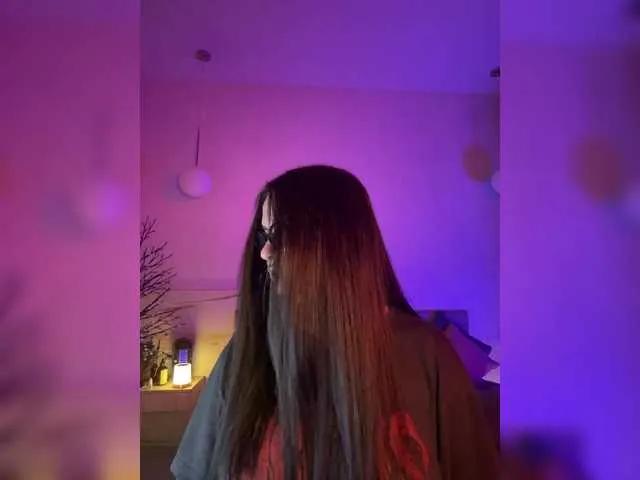 Offline WhoreMira on BongaCams