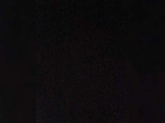 Offline YennSI on BongaCams