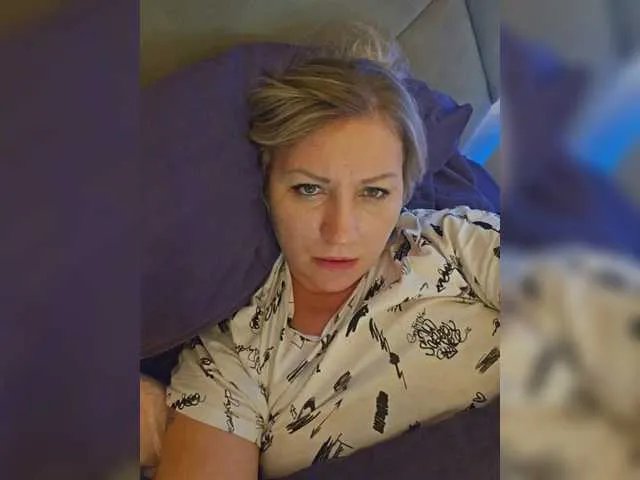 Freechat YourWitcher on BongaCams