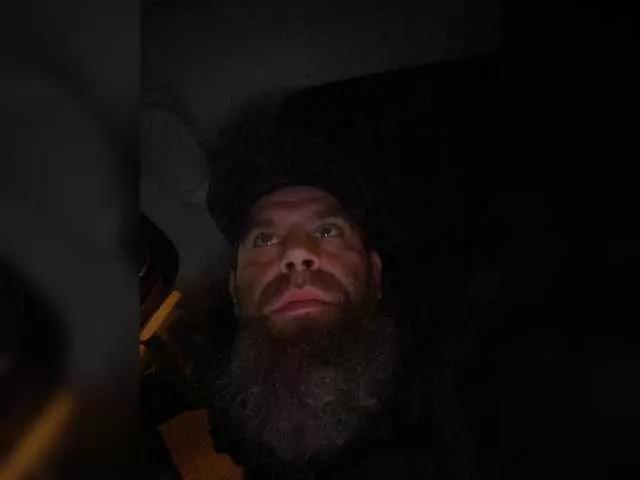 Offline YuGoVi on BongaCams