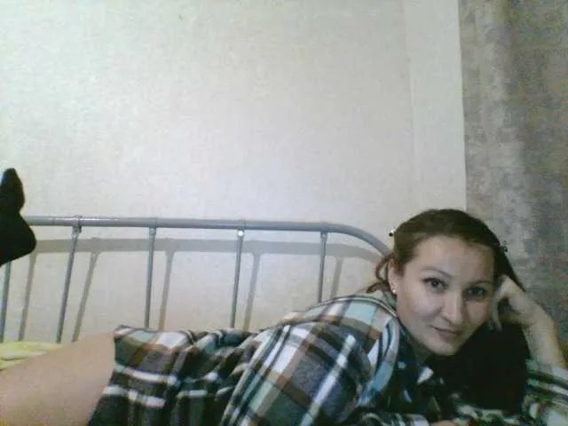 Offline Yulia777 on BongaCams