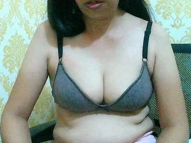 BongaCams Yummyflirttits69 is Freechat Yummyflirttits69 — Masturbate on cam