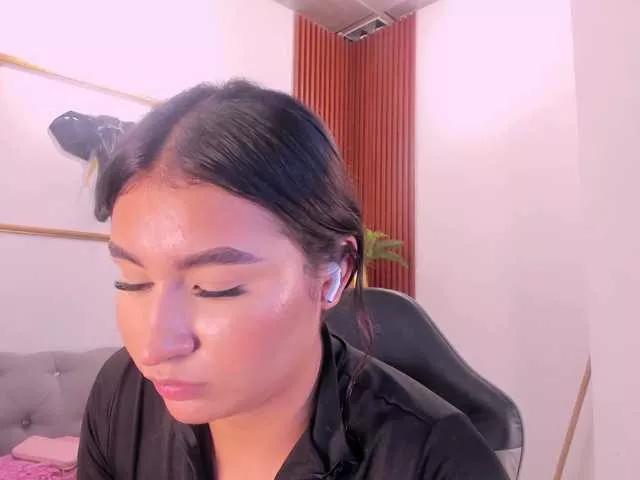 Offline Zayyda on BongaCams