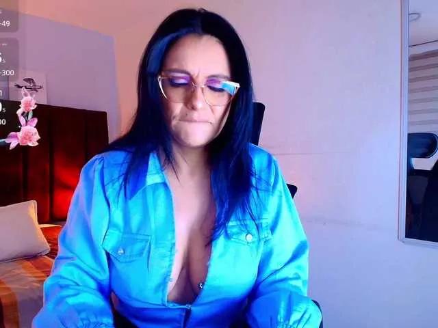Zuzana21 on BongaCams
