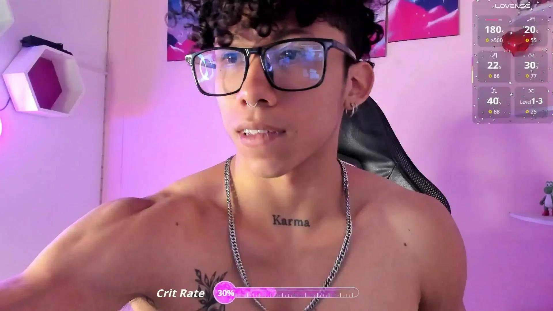 Freechat Akaza_ on Cam4