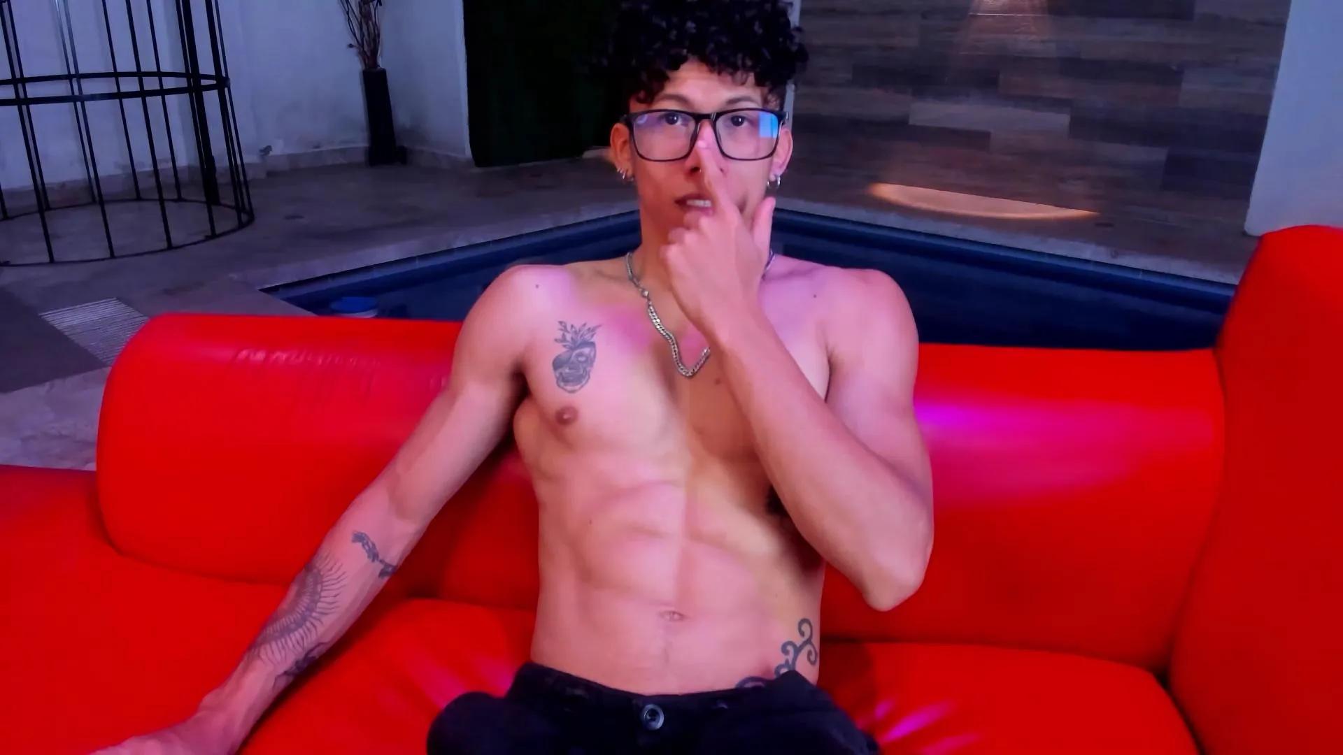 Freechat Akaza_ on Cam4