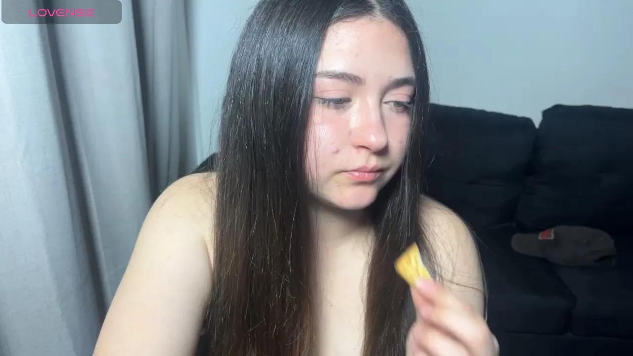 Freechat Valentinauwu on Cam4