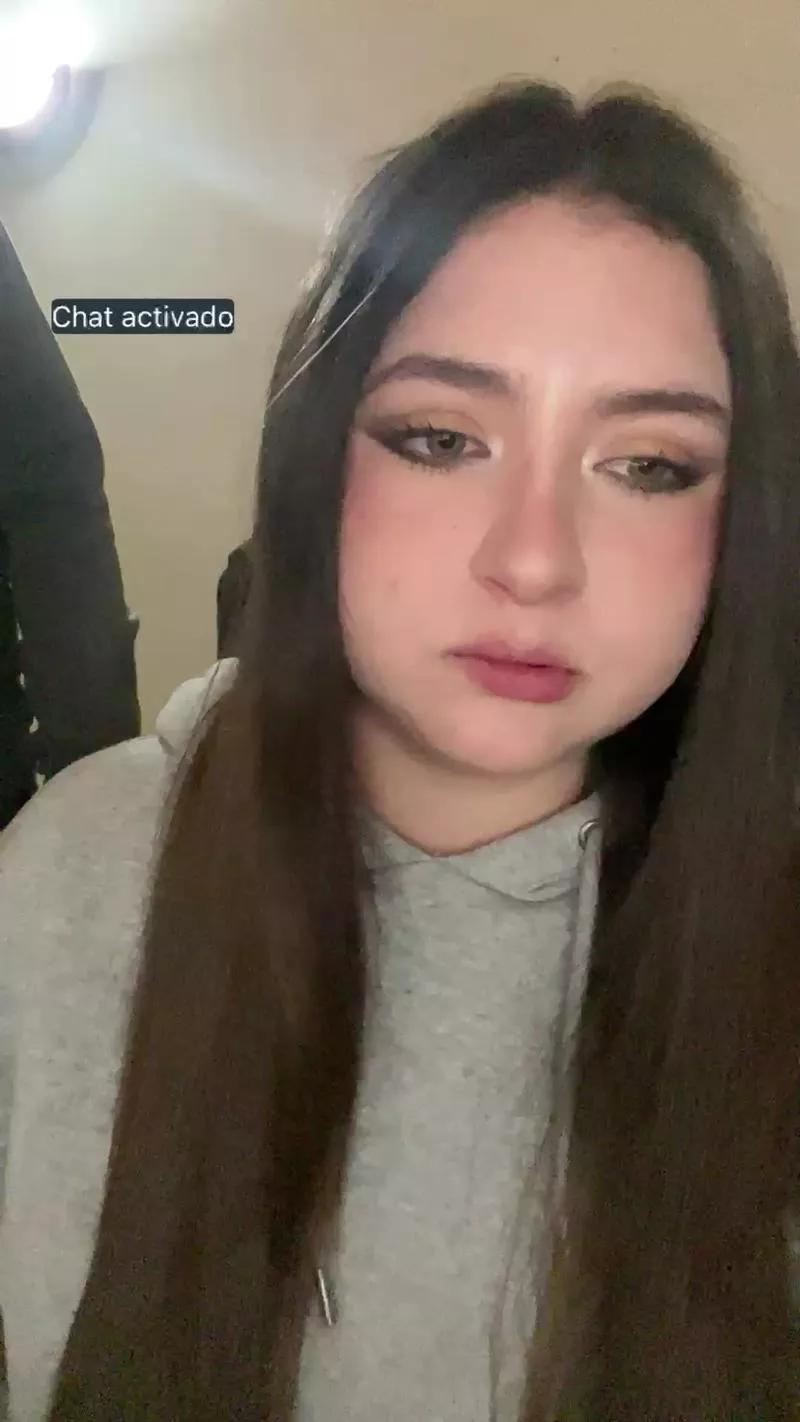 Freechat Valentinauwu on Cam4