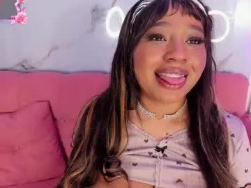 Freechat ailynblaze on Chaturbate