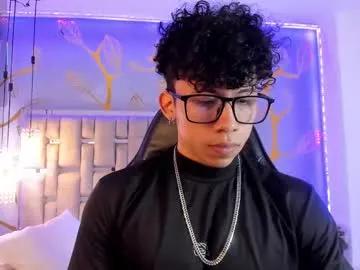 akazaboy on Chaturbate 