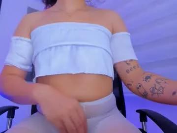 alaska_pears0 on Chaturbate