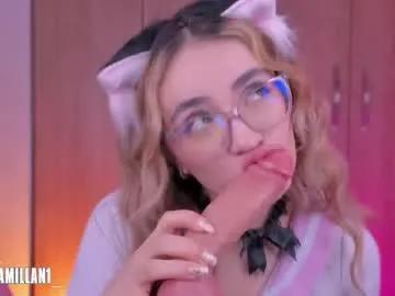 Private alejamillan1 on Chaturbate