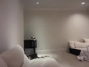 alexajefferies — handbraaa #18 #innocent #brunette [2105 tokens remaining]