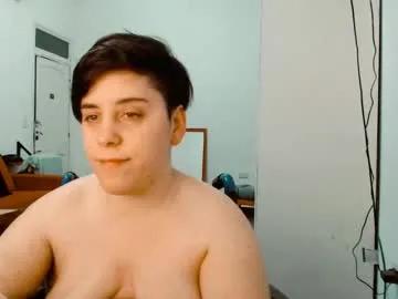 Freechat almondonwheels on Chaturbate