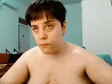 Freechat almondonwheels on Chaturbate