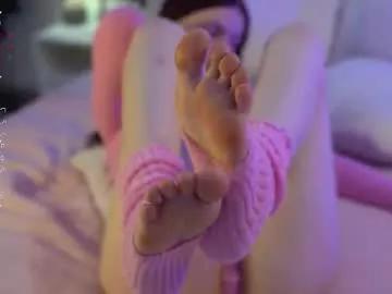 Freechat ambershoney on Chaturbate