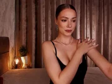 annakarenina__ on Chaturbate 