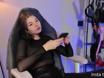 Freechat annatrueno on Chaturbate