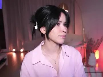 Freechat anniehillofficial_ on Chaturbate