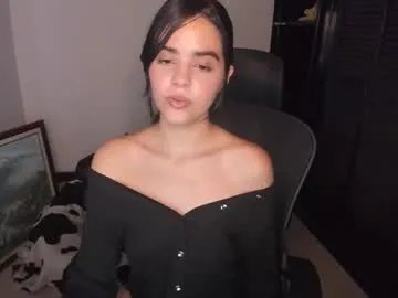 Freechat ariel_pinkdiamond on Chaturbate