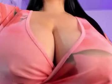 Freechat ashanty_vera01 on Chaturbate