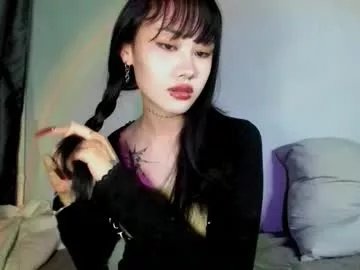 asiangirl853627 on Chaturbate 