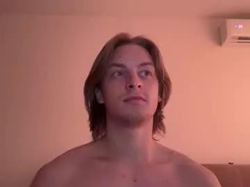 axaxax0axax on Chaturbate 