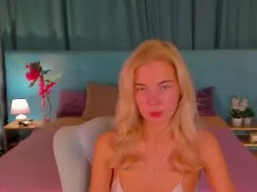 Private bella_stewartt on Chaturbate