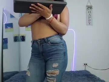 Freechat bella_warzon on Chaturbate