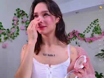 Freechat breeding_material on Chaturbate