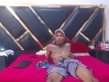 caroyandy3 — watch us fuck hard and finish #bigboobs #squirt #milf #ebony #curvy [998 tokens remaining]