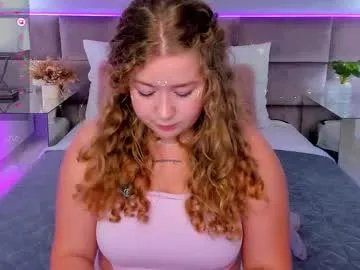 Freechat cassieride on Chaturbate