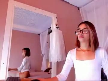 Freechat cayetanamiles on Chaturbate