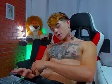 Freechat chepe_fit on Chaturbate