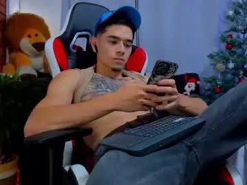 Freechat chepe_fit on Chaturbate