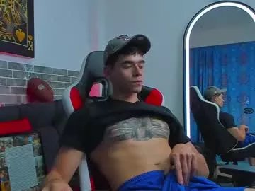 Freechat chepe_fit on Chaturbate