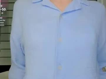 Freechat cherrypepperkiss on Chaturbate