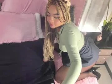 conny_curly on Chaturbate 